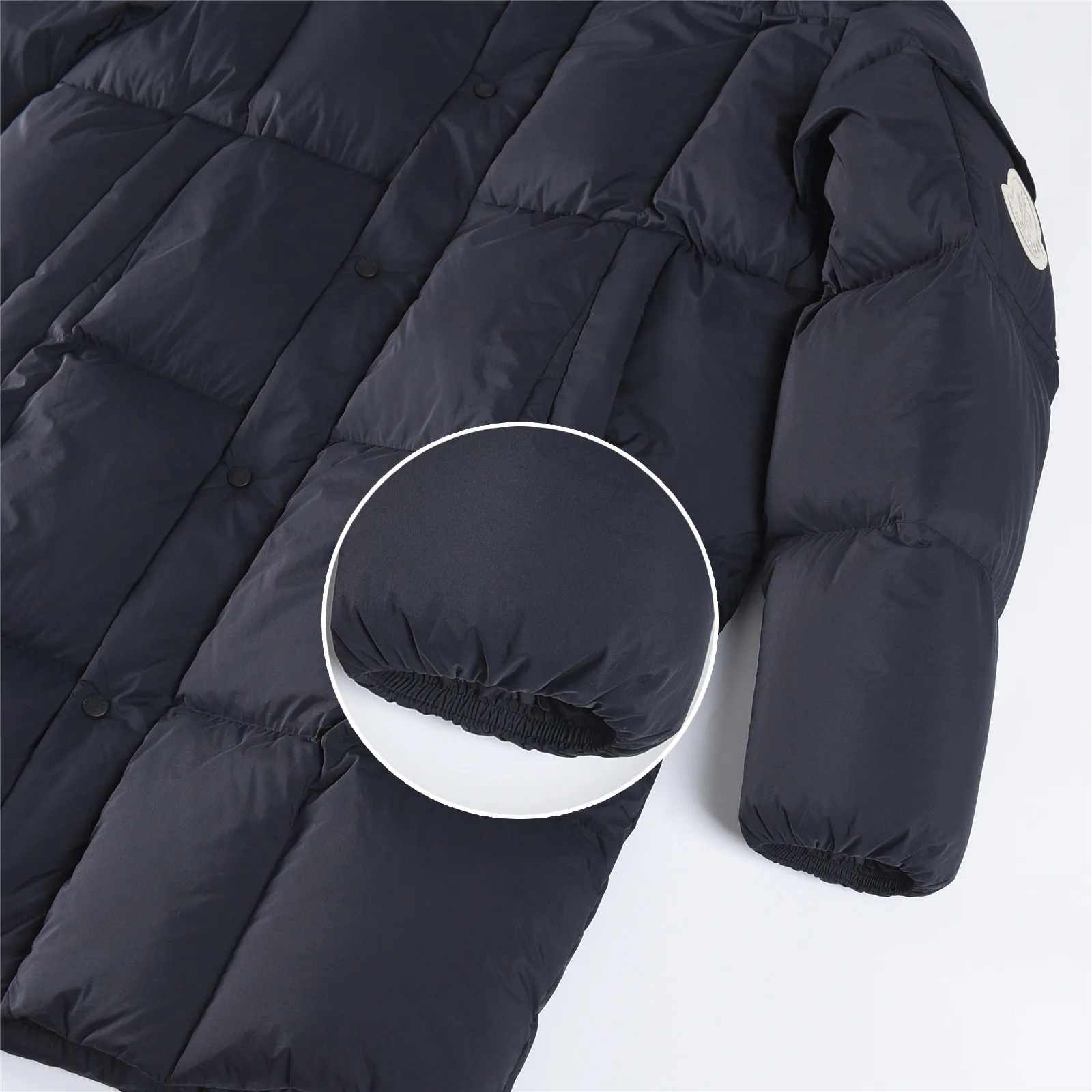 Authentic : 【Original 】 Moncler｜ / 25𝒔𝒔 Alize Same Style， ， Same Style#T 29# Size：12345 ：Black，Beige